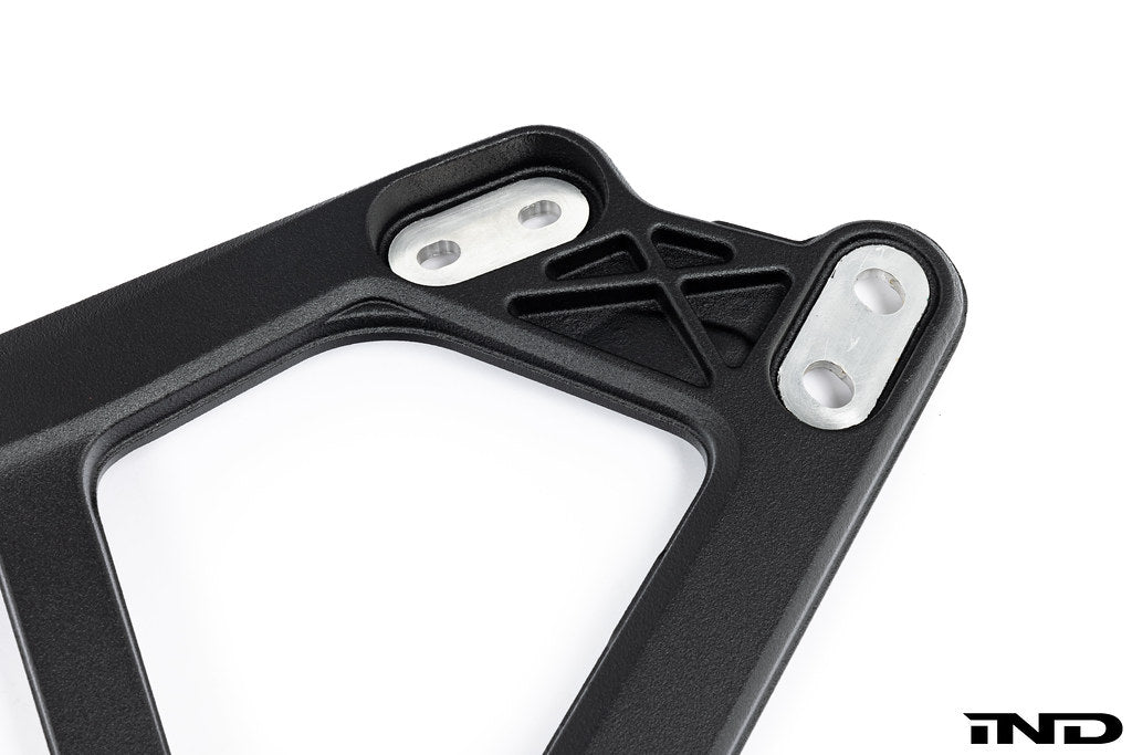 BMW G82 M4 CSL Strut Brace