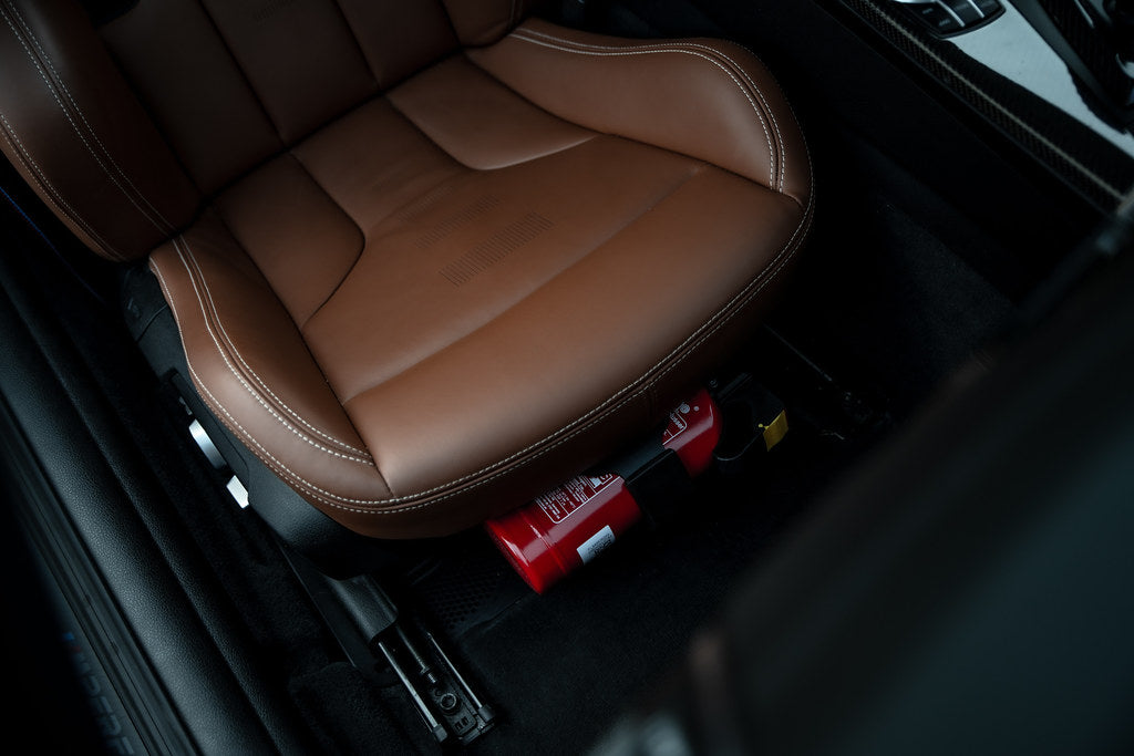 OEMExtinguishers F8X / E9X OEM Fire Extinguisher Kit