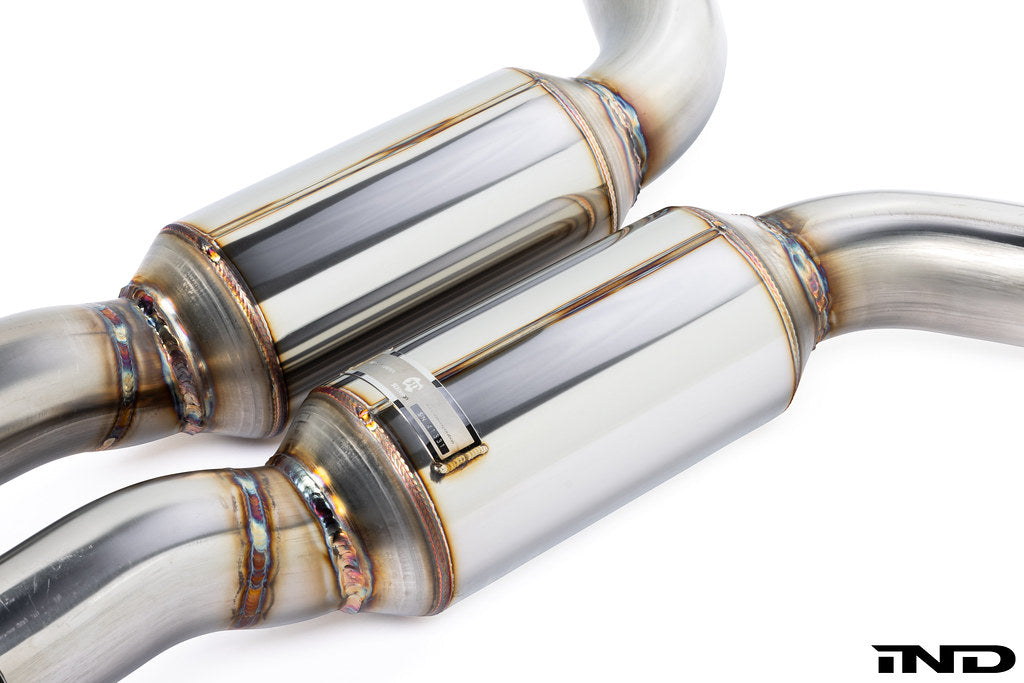 resonator pair