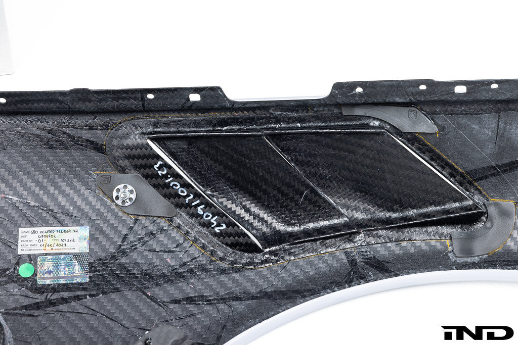 Karbonius G80 M3 Carbon Vented Front Fender Set