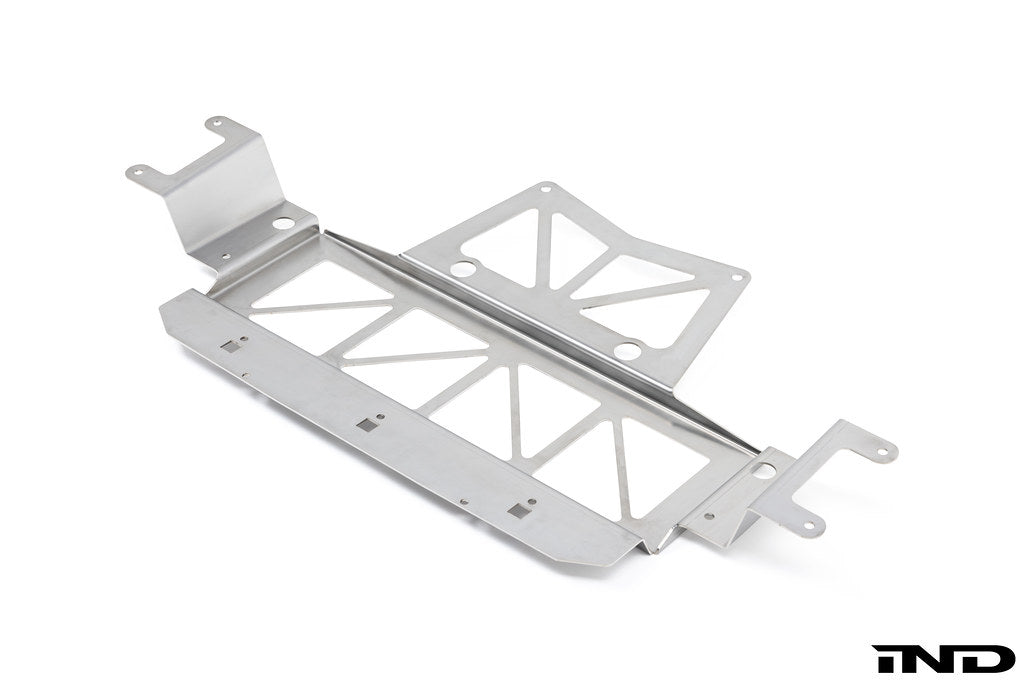 Fall-Line Motorsports G90 / G99 M5 Oil Cooler Guard