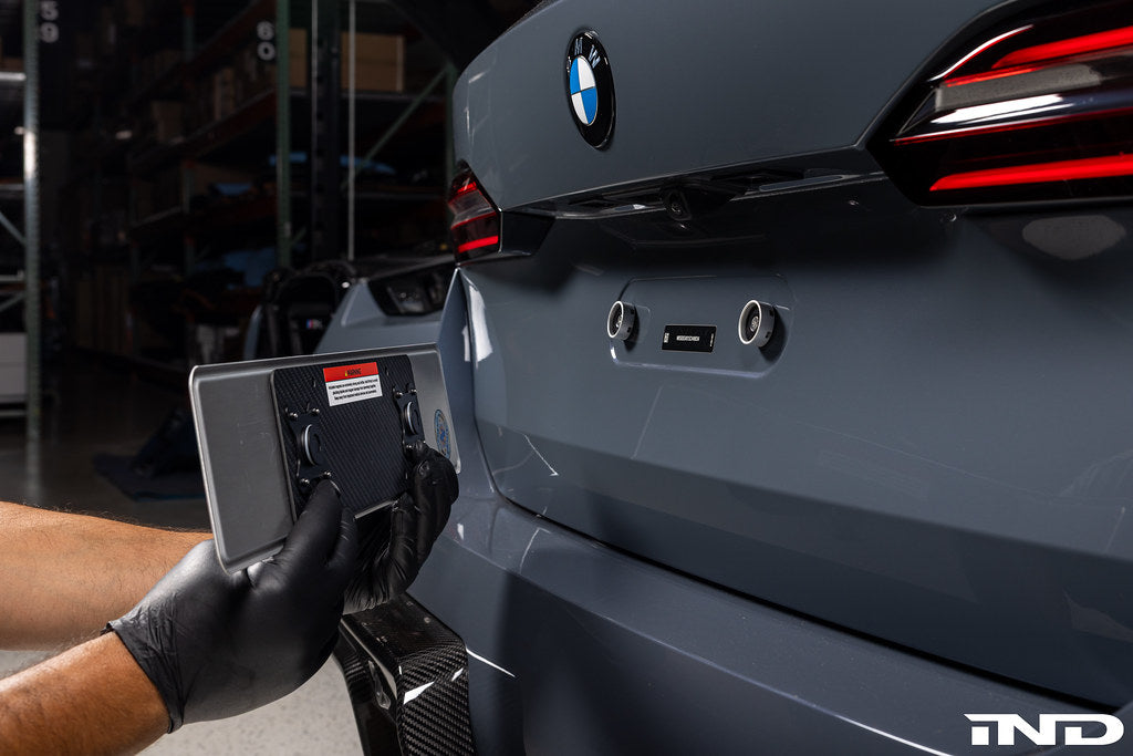 Carbonex BMW Magnetic Rear License Plate Mount - Euro Plate