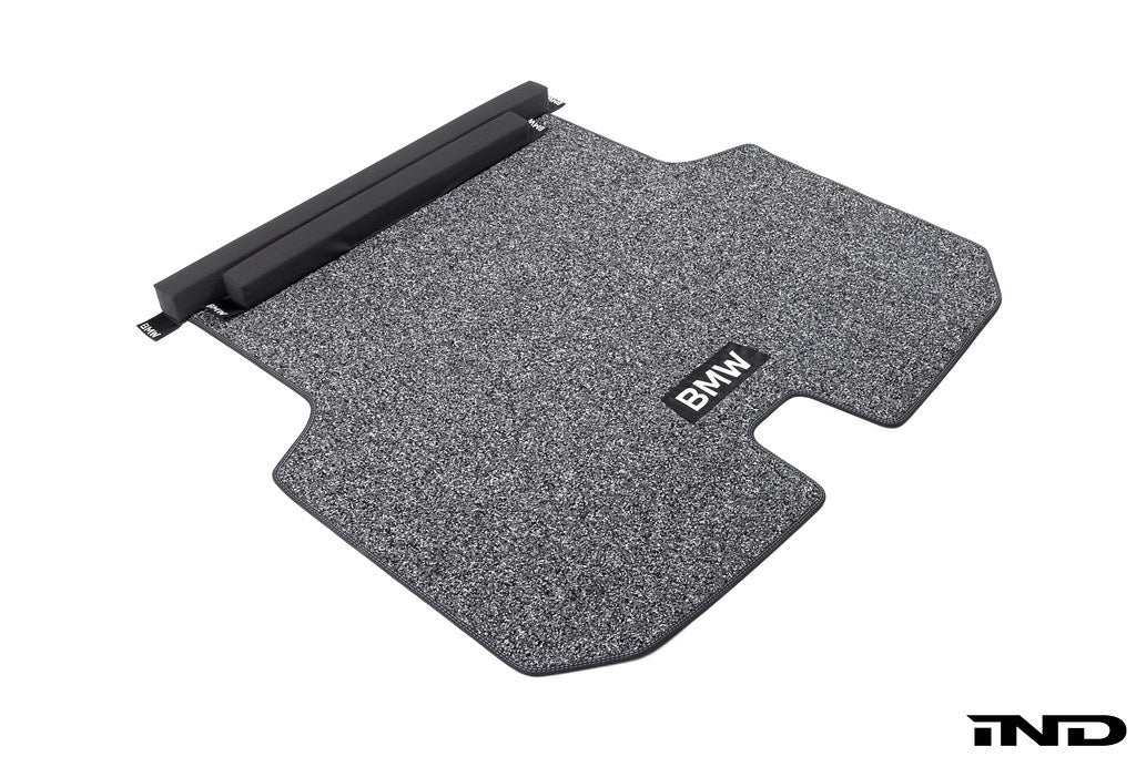 BMW G99 M5 Touring Reversible Cargo Liner – Carpet & Rubber OEM Trunk Mat