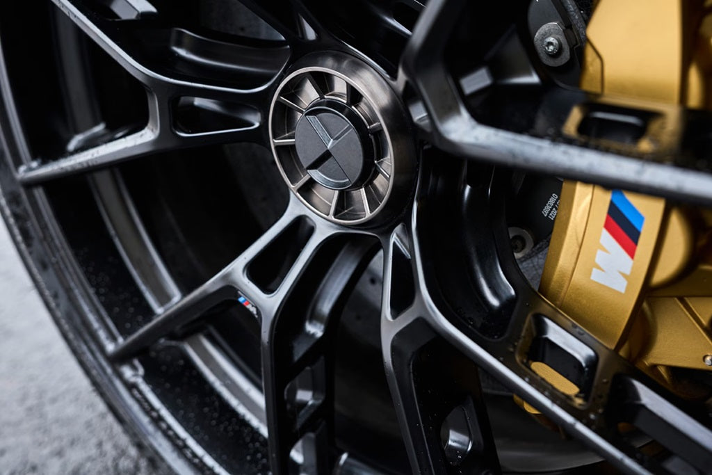 BMW M Performance G8X Center Lock Hub Retrofit and 963M Wheel System