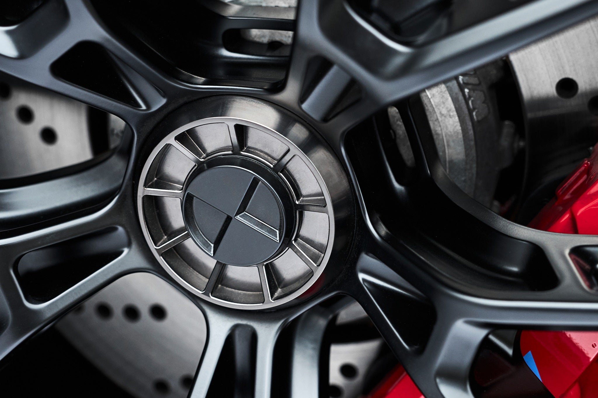 BMW M Performance G8X Center Lock Hub Retrofit and 963M Wheel System