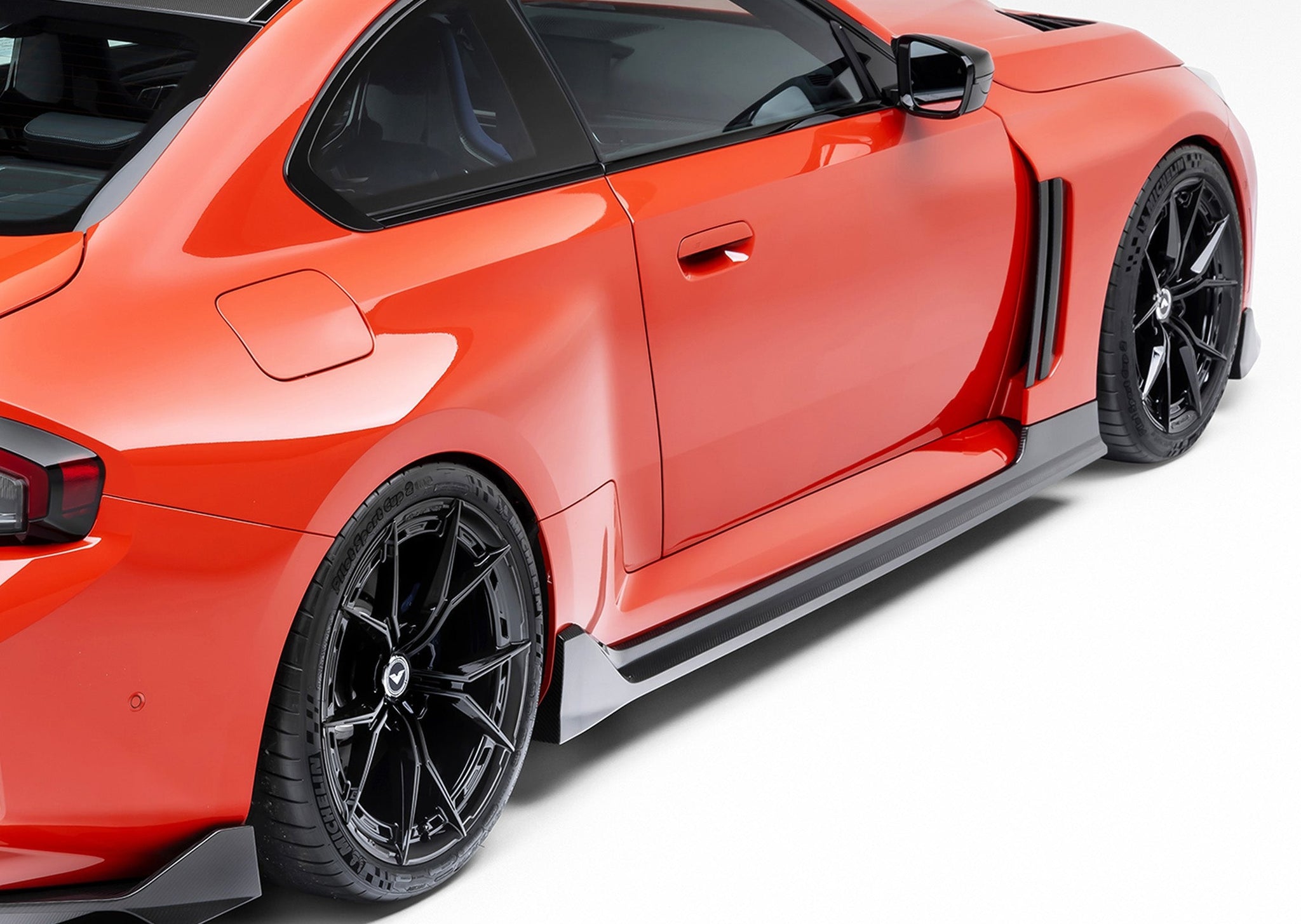 Vorsteiner G87 M2 Dry Carbon Aero Vented Fender with Side Skirt Set