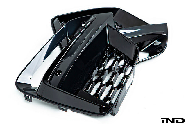 iND g0x x3 x4 m40i painted front boomerang trim set - iND Distribution