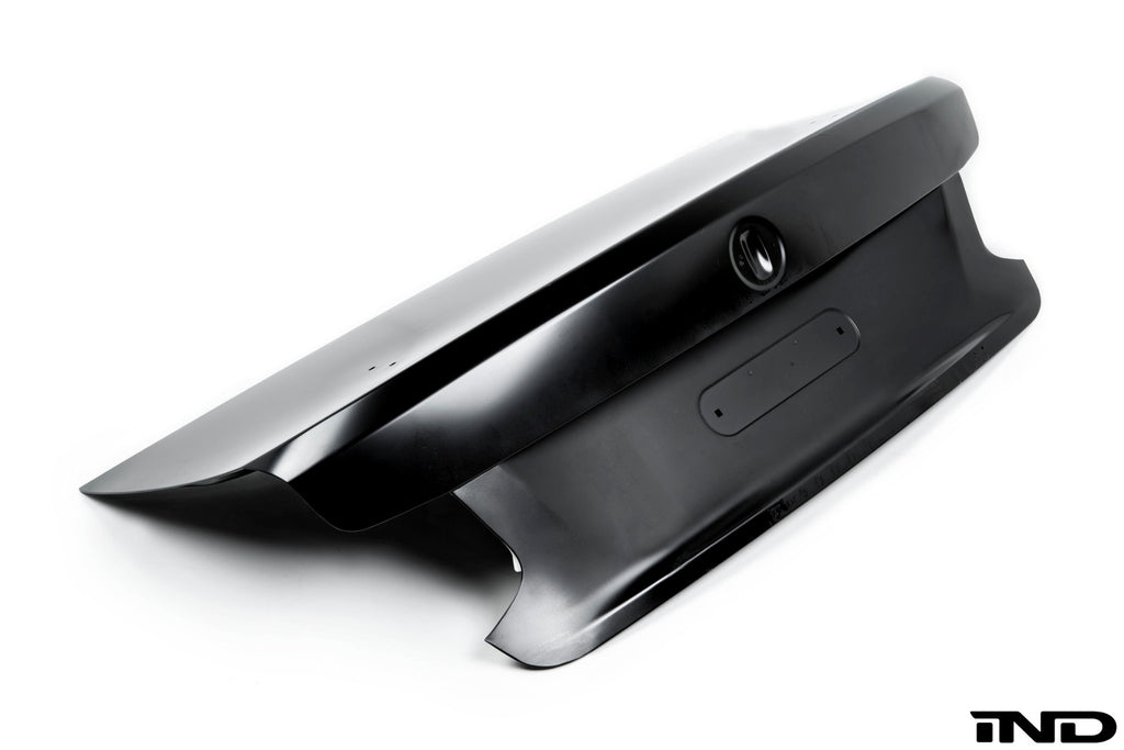 BMW motorsport f22 m235ir race trunk - iND Distribution