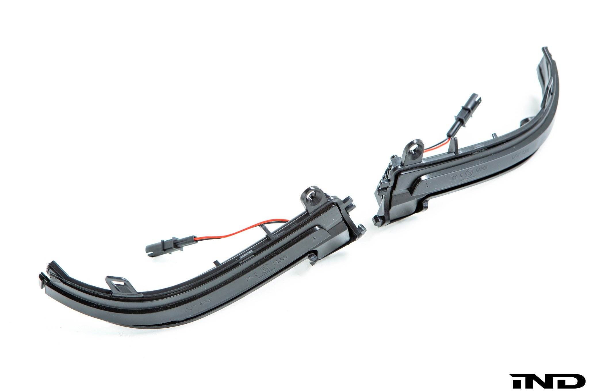 AutoTecknic f chassis tinted dynamic sequential led turn signal - iND Distribution