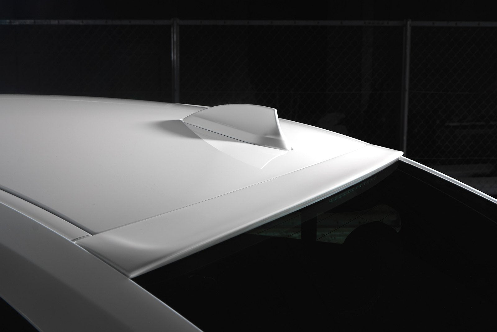 3d design f32 4 series roof spoiler - iND Distribution