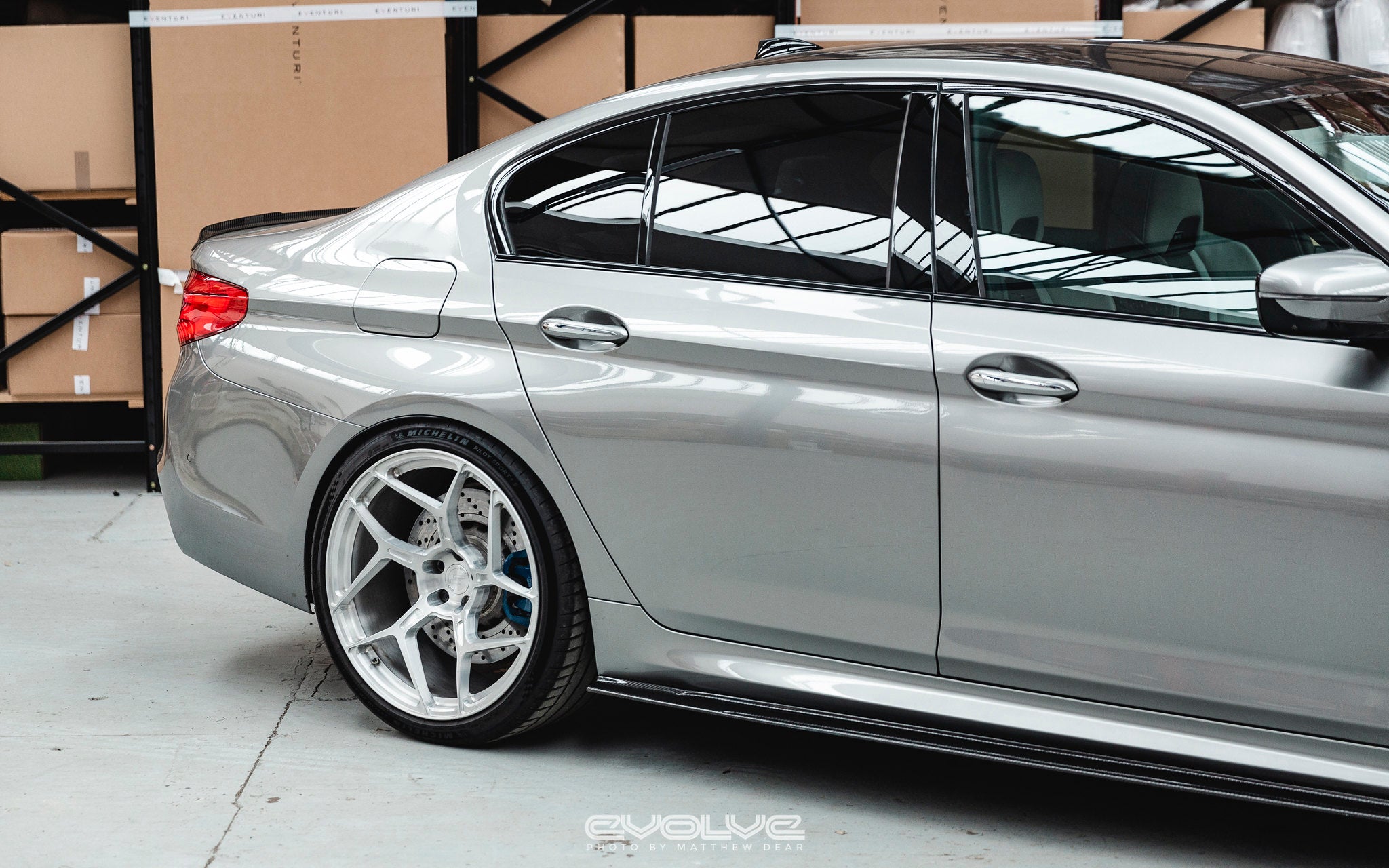RKP f90 m5 carbon side skirt set - iND Distribution