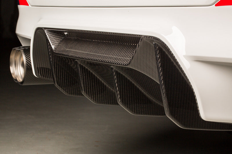 BMW f90 m5 m Performance carbon rear diffuser - iND Distribution