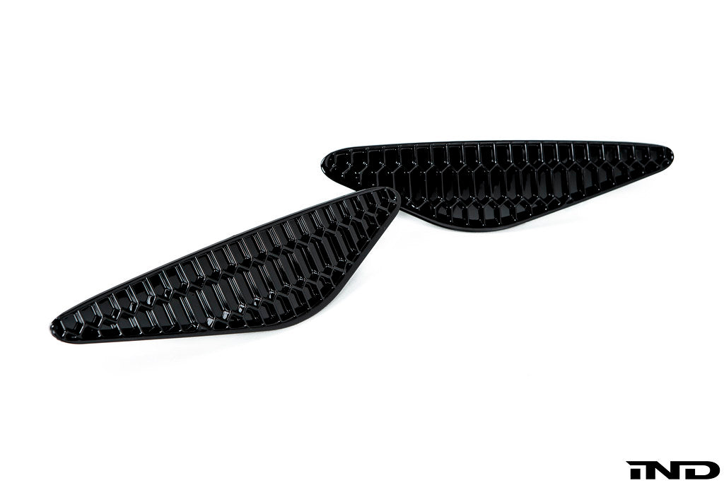 Acexxon F91 / F92 / F93 M8 Rear Reflector Insert Set