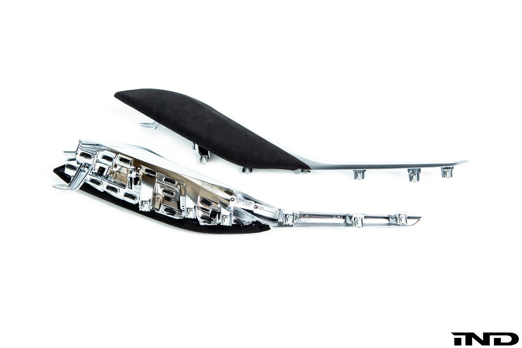 BMW M Performance G8X M3 / M4 Alcantara Knee Pad Set