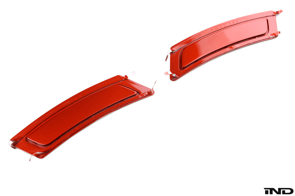 iND f10 m5 painted front reflector set - iND Distribution