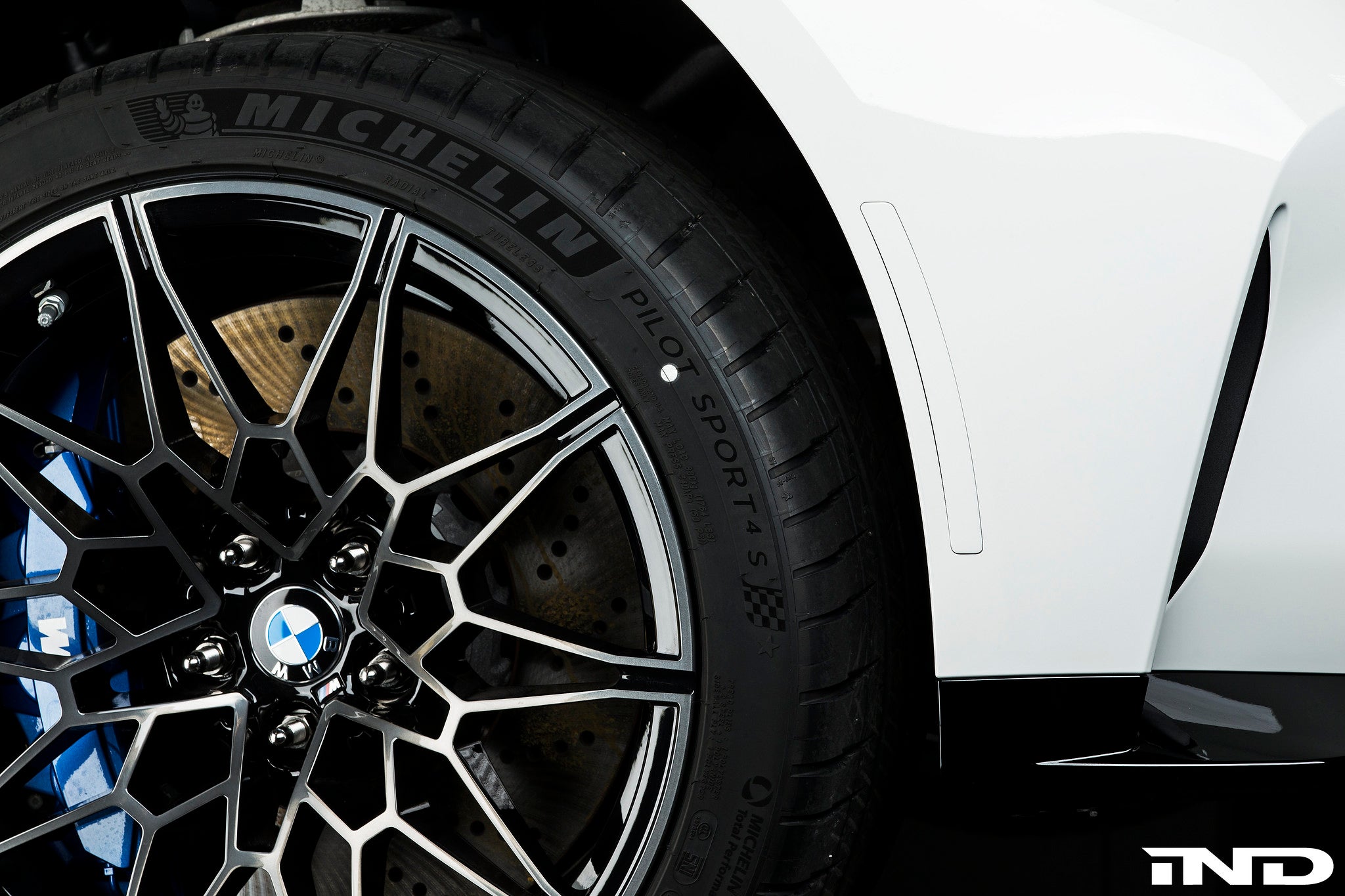 IND G8X M3 / M4 Painted Front Reflector Set G80 G81 G82 G83 M3 M4