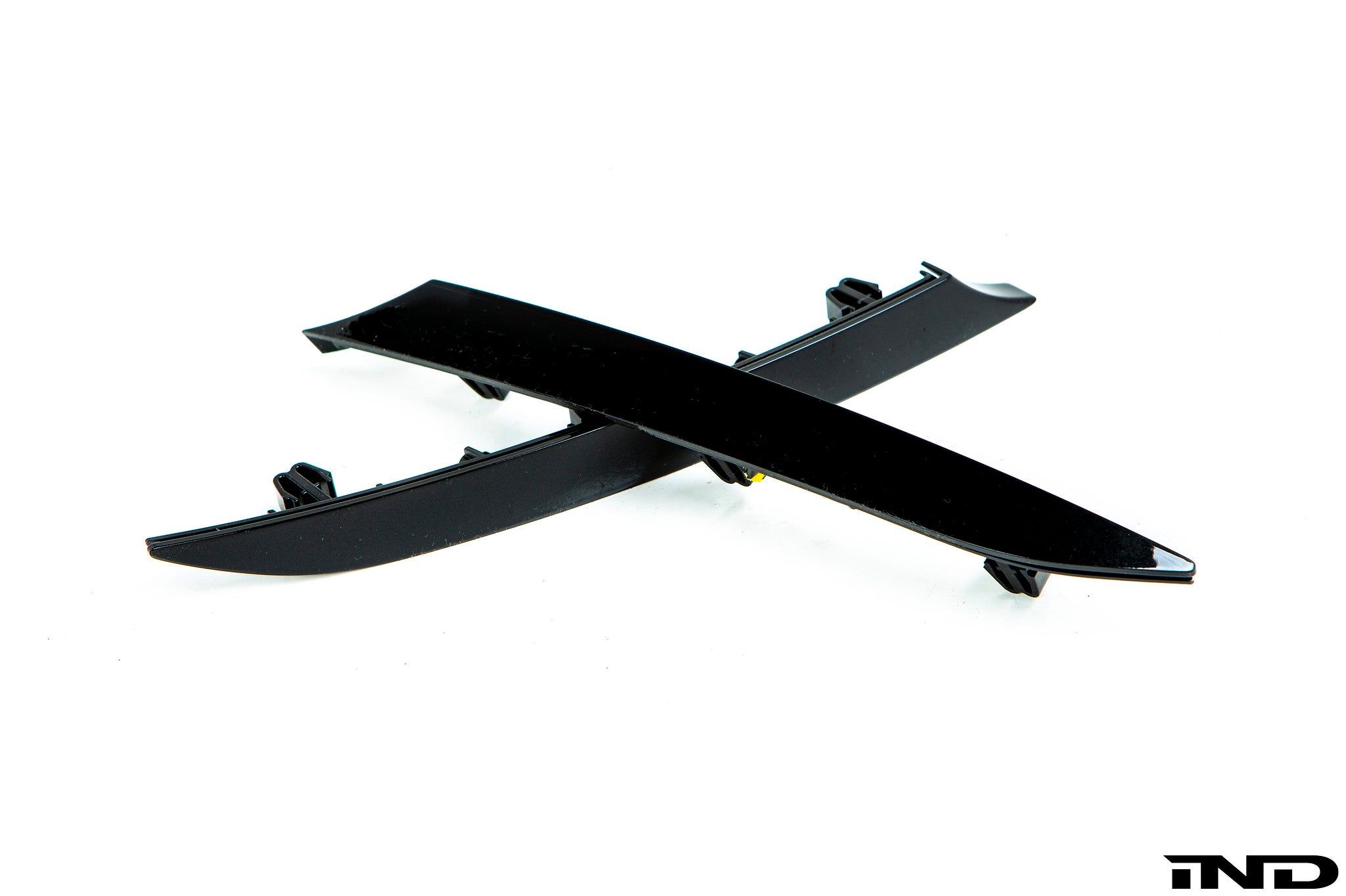 iND g20 3 series painted rear reflector set - iND Distribution