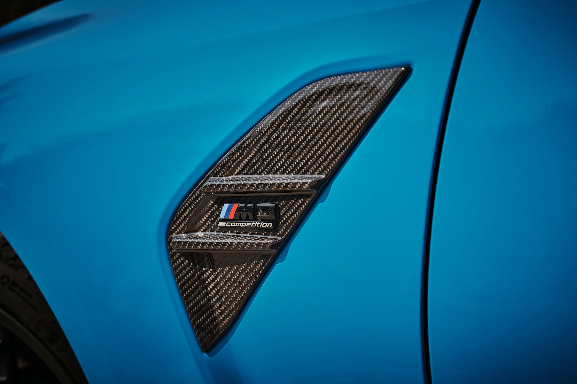 BMW M Performance G80 M3 Carbon Side Marker Set