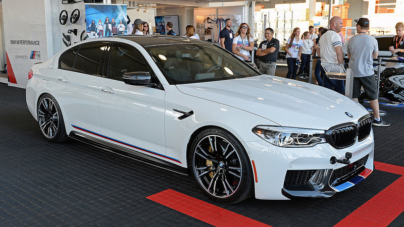 BMW f90 m5 m Performance carbon side skirt set - iND Distribution