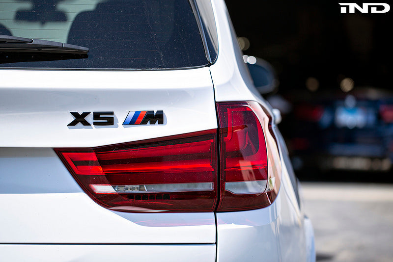 iND f85 x5m painted trunk emblem - iND Distribution