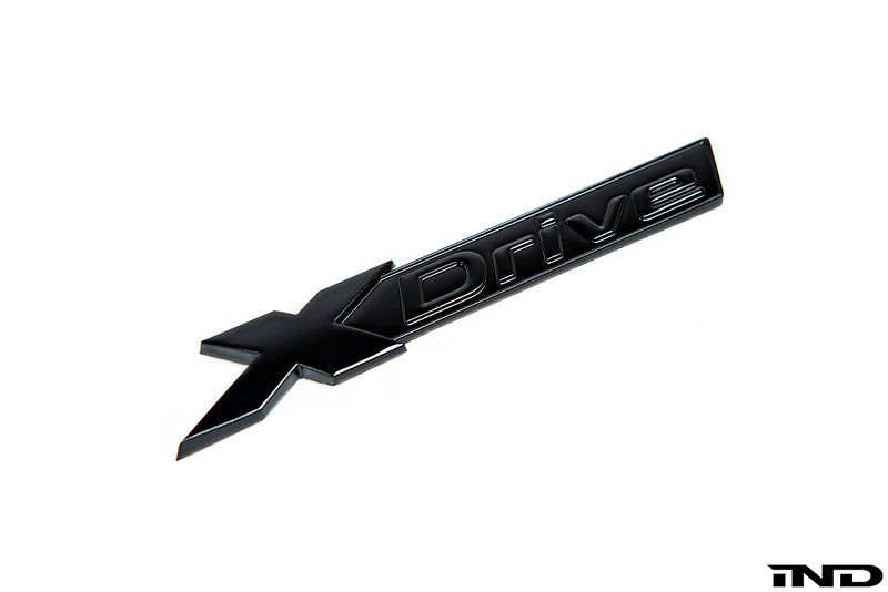 iND g30 550i xdrive painted trunk emblem - iND Distribution