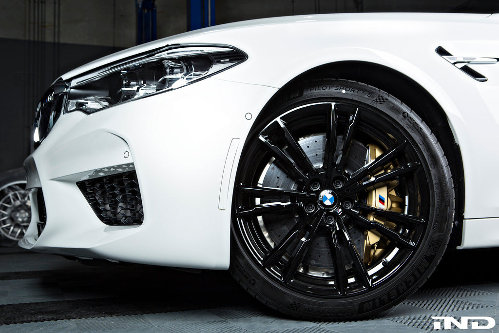 IND F90 M5 Painted Front Reflector Installation Procedure