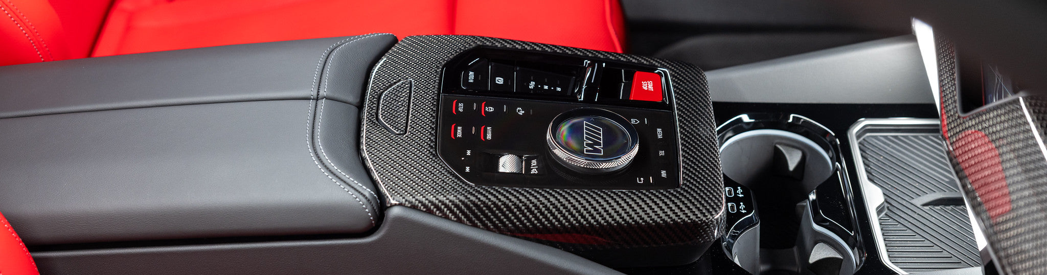 INDIV Carbon Console Trim for G90 / G99 M5 – 2x2 Gloss OEM Match