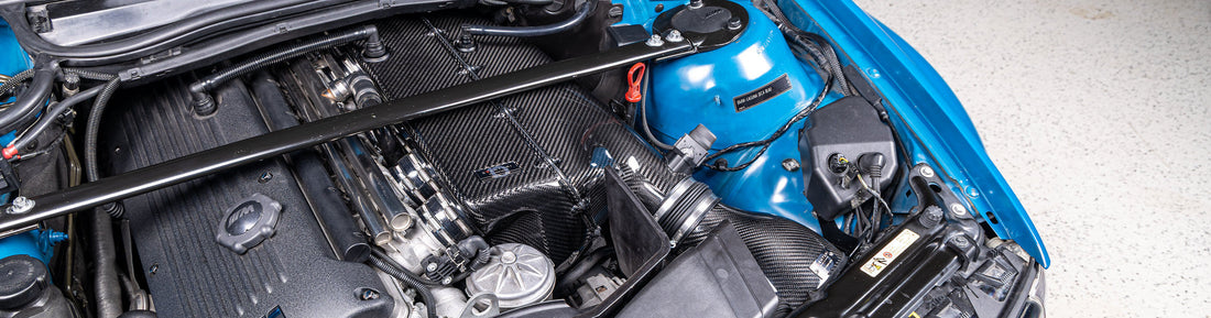 Eventuri Hybrid Carbon Airbox System installed on BMW E46 M3 S54 engine bay