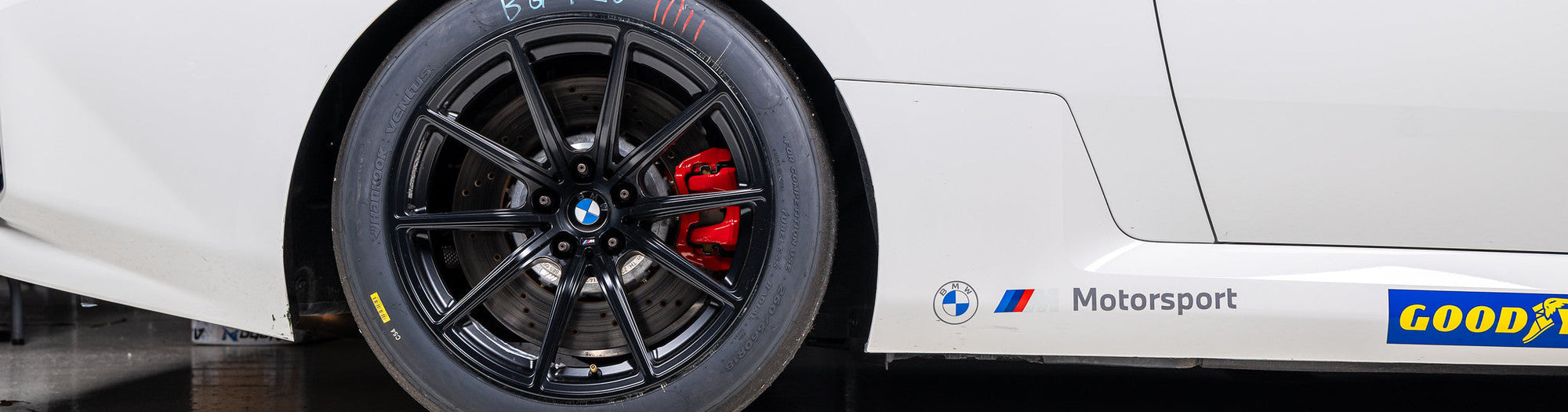 BMW G87 M2 Racing Wheels: Genuine BMW Motorsport 18x10 Track Setup