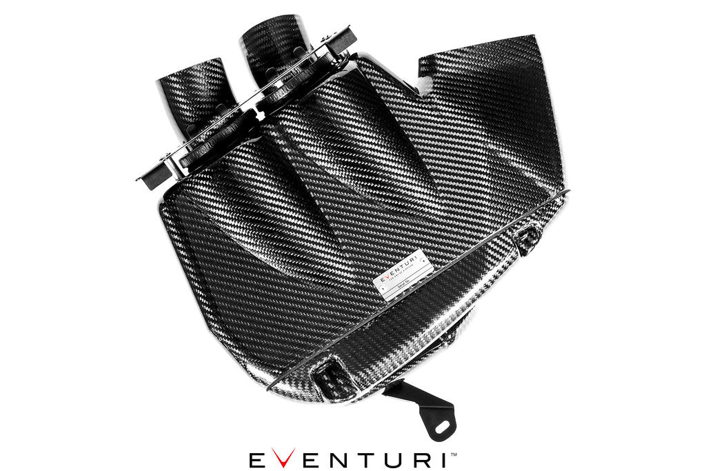 Eventuri black carbon intake system for Audi C7 RS6/RS7 showcasing sleek design and high-performance features.