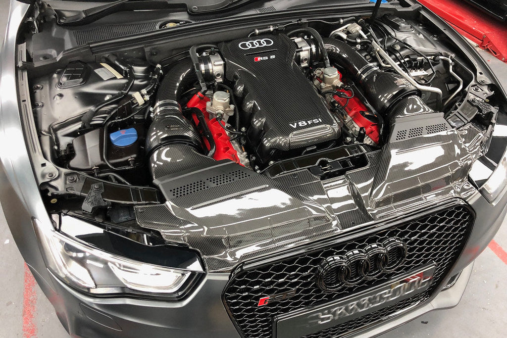 Eventuri black carbon intake system for Audi B8 RS4/RS5, showcasing sleek design and high-performance engineering.
