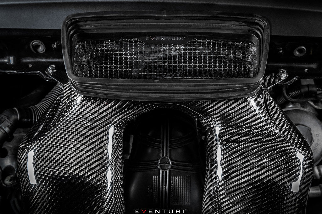Eventuri black carbon intake system for Porsche 991 Turbo and Turbo S, showcasing sleek performance air intake components.