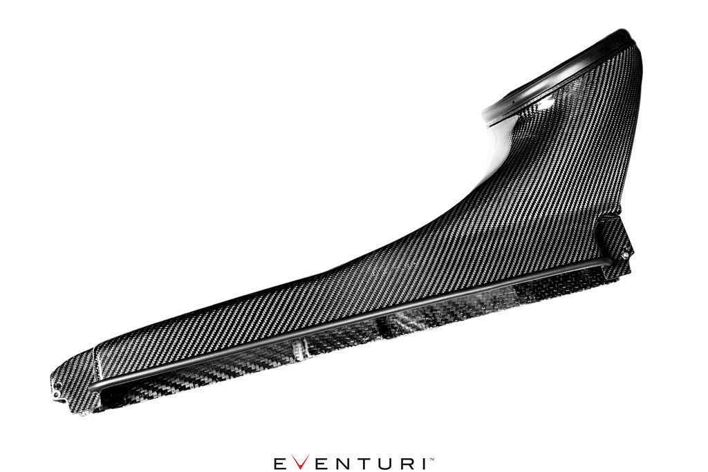 Eventuri black carbon Stage 3 intake system for Audi 8V RS3 and TTRS 8S, showcasing performance air intake components.
