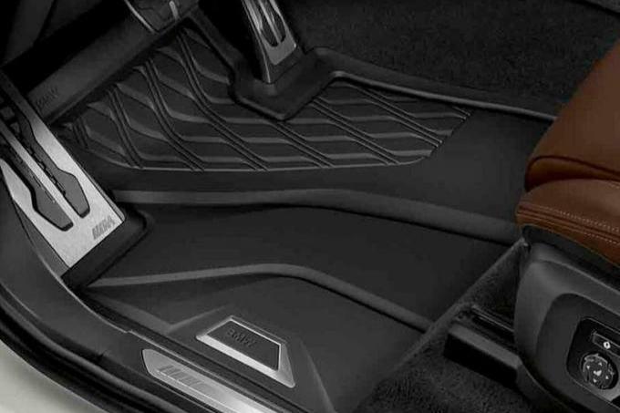BMW G07 X7 BMW All Weather Floor Mat Set