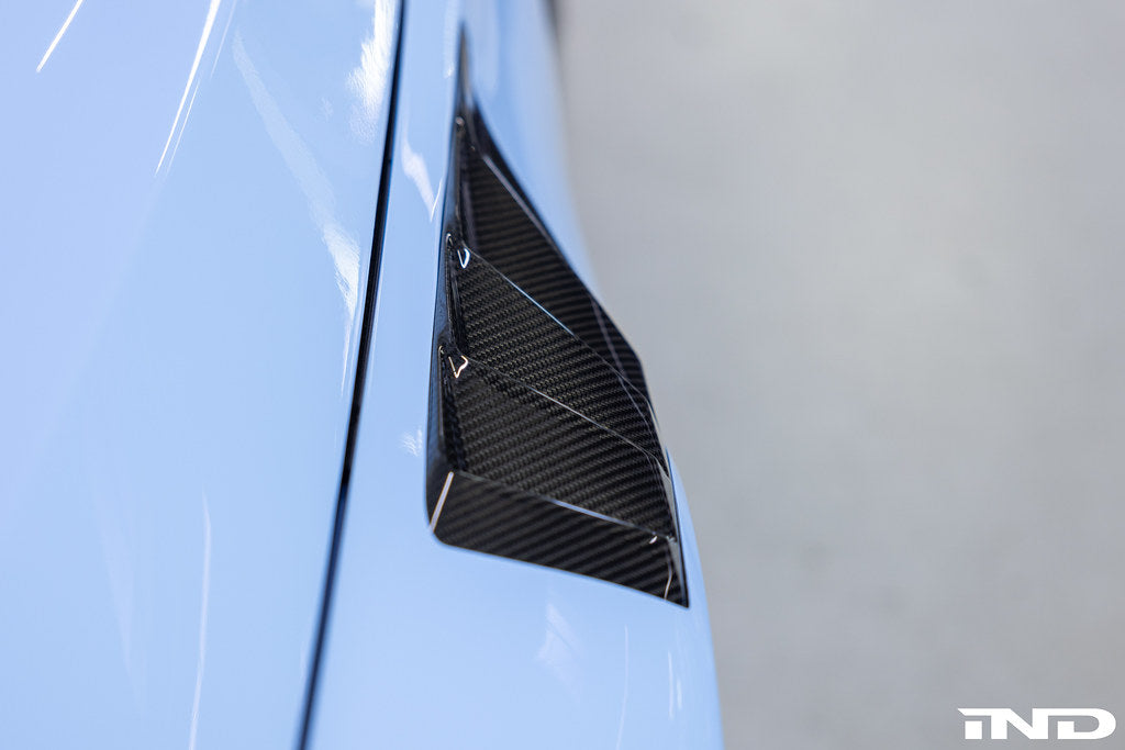 Alpha-N G87 M2 Carbon Vented Front Fender Set - V4 with Blades