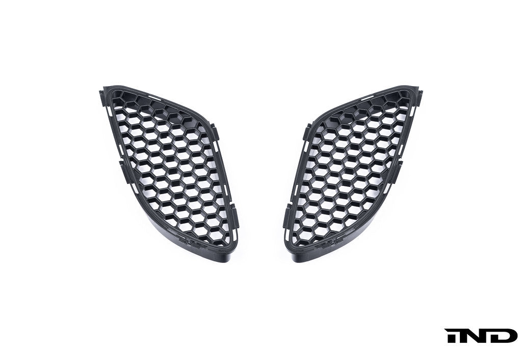 BMW E9X M3 Hood Vent Mesh Set