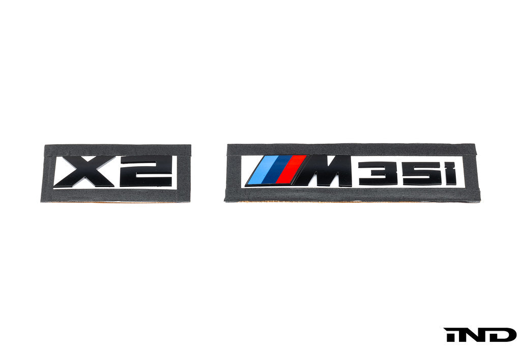 IND U10 X2 M35i Painted Trunk Emblem