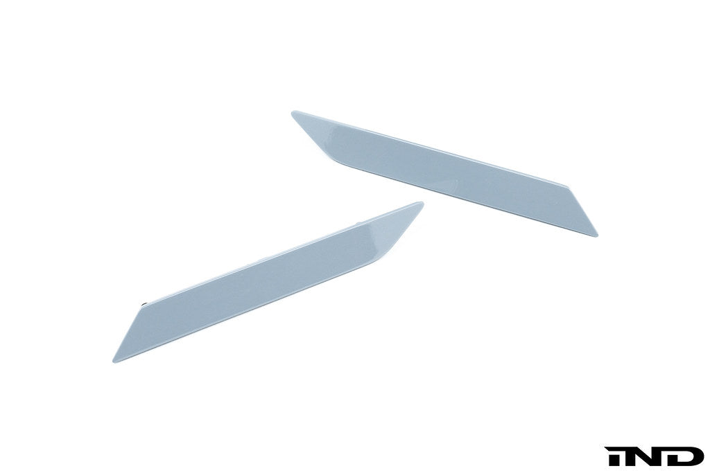 IND G90 / G99 M5 Painted Rear Bumper Reflector Set