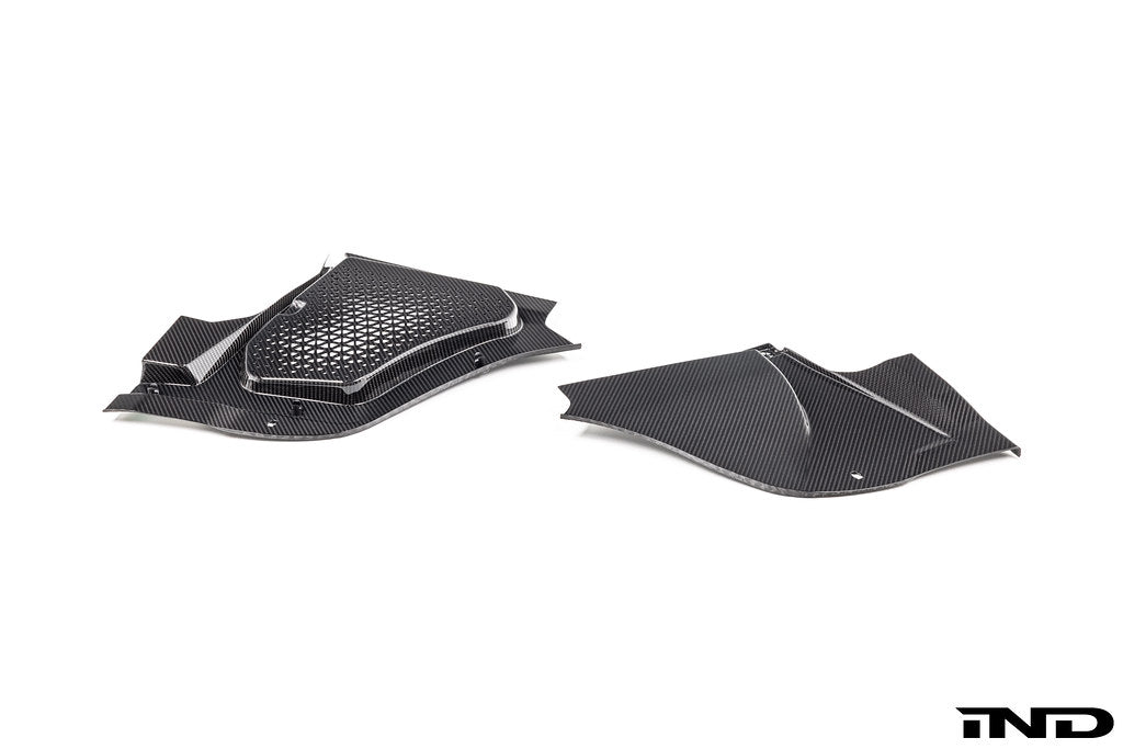 Karbonius G90 / G99 M5 Carbon Fiber Engine Cover Kit