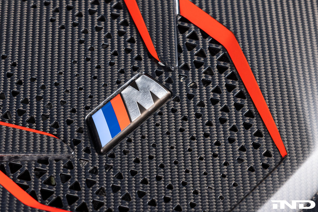 Karbonius G90 / G99 M5 Carbon Fiber Engine Cover