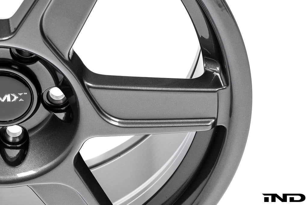 X06 Flow Formed MINI Wheels 18×8 ET44 5×112 | MMX