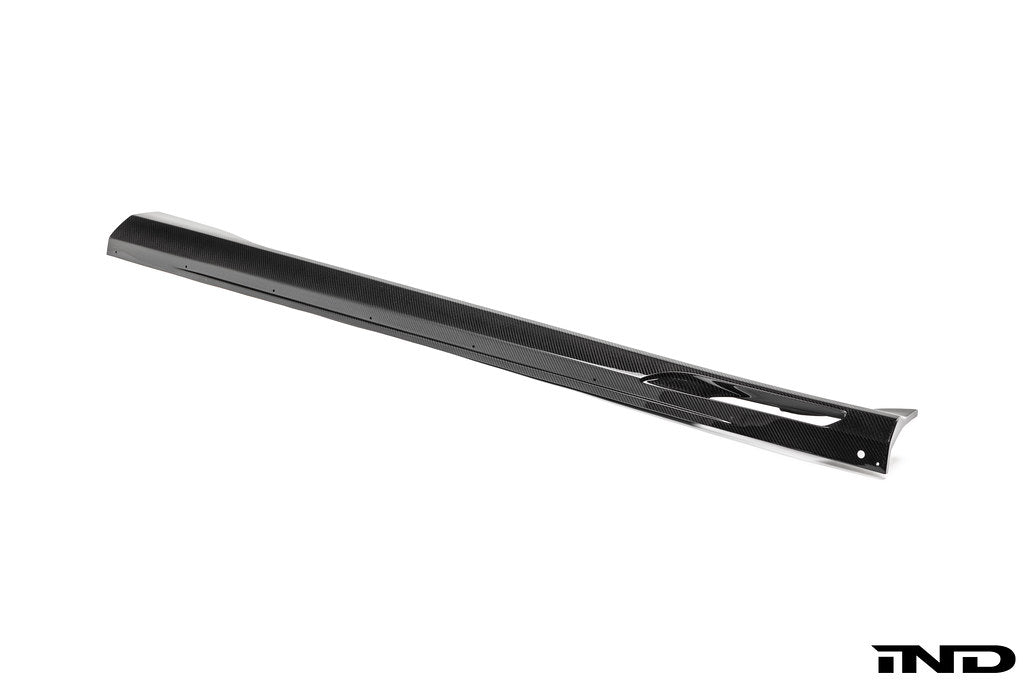 3D Design G90 G99 M5 carbon fiber side skirts for BMW, exterior car accessories, lightweight and aerodynamic.
