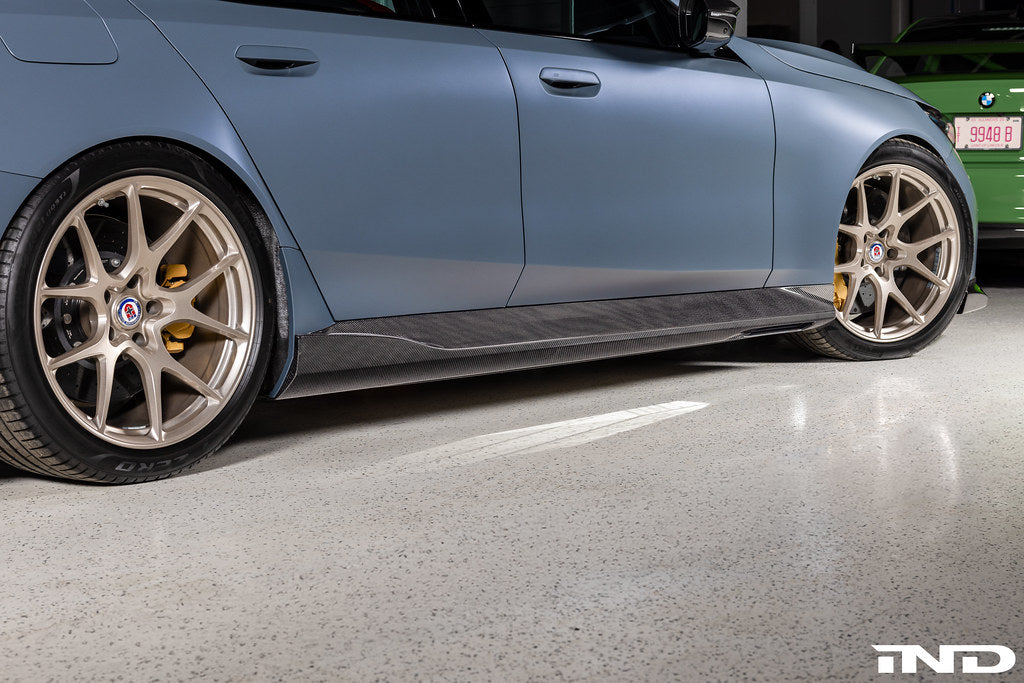 3D Design G90 G99 M5 carbon fiber side skirts for BMW, exterior car accessories, shown on vehicle side.