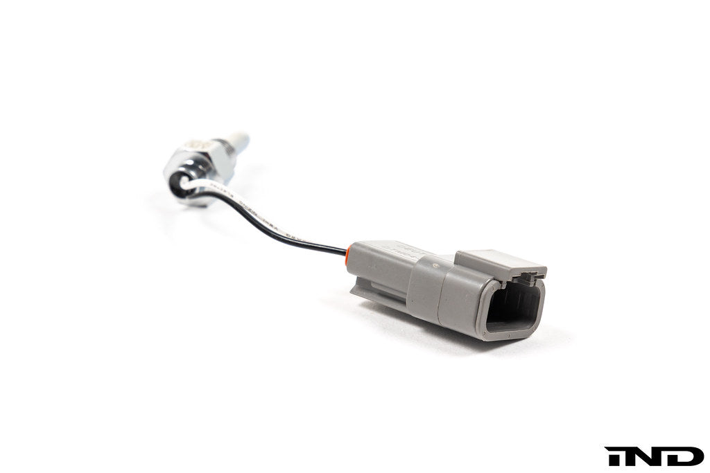 CANchecked NTC01 interior temperature sensor with DTM04-3P connector and integrated resistor, shown with wiring and components.