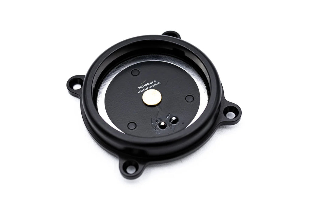 MadTrace Momo Steering Wheel 6x70mm Horn Cap Adapter