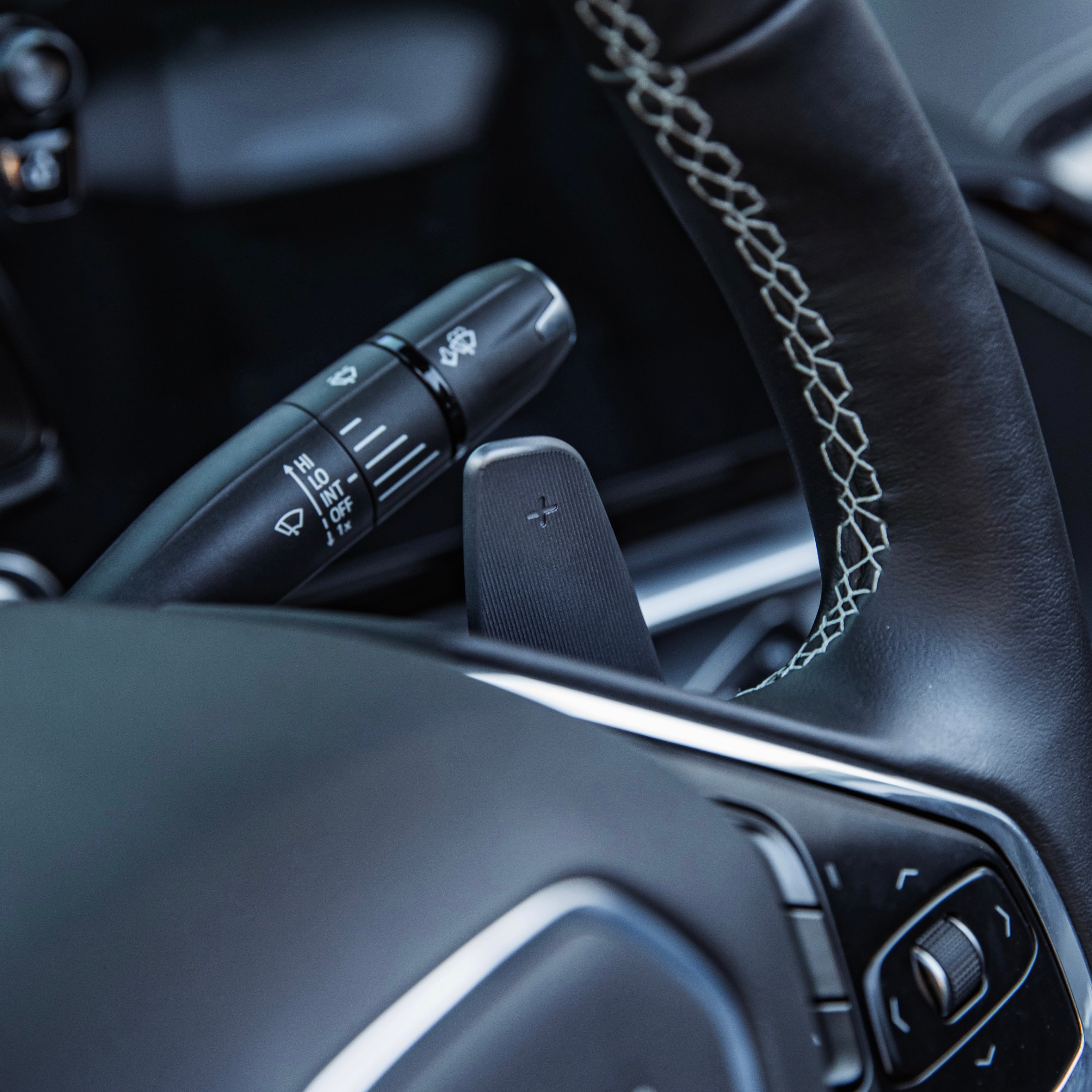 MadTrace C7 Corvette Clubsport Magnetic Shift Paddle Set – IND