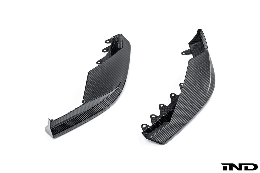 Alpha N G90 G99 M5 carbon front corner splitter set, 2-piece exterior car parts with white background, showcasing sleek design