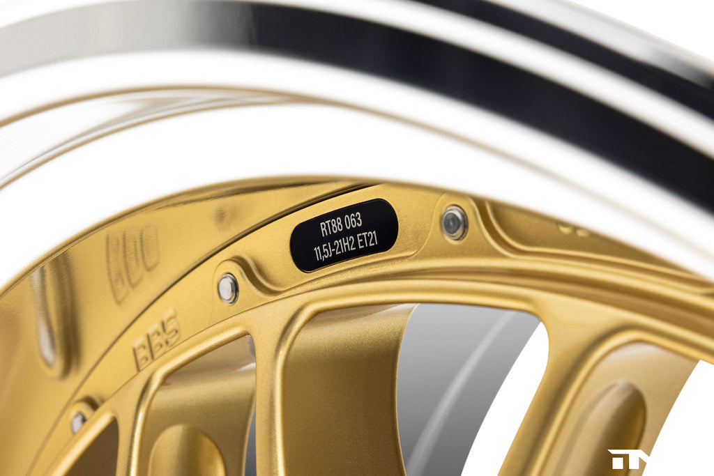 BBS G90 G99 M5 21-inch forged wheel set with white finish, featuring sleek multi-spoke design for BMW G90 G99 M5.