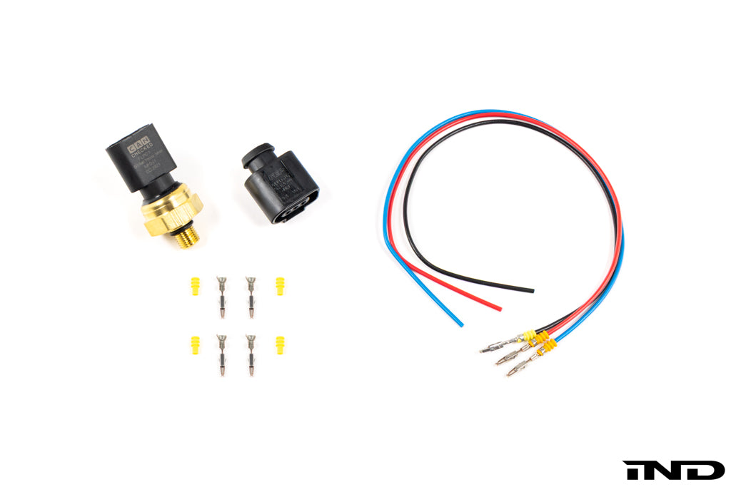 CANchecked FLP01 oil and fuel pressure sensor with M10x1 thread displayed on a white background, designed for monitoring oil, fuel, and water pressure with CANchecked displays and compatible aftermarket engine management systems.