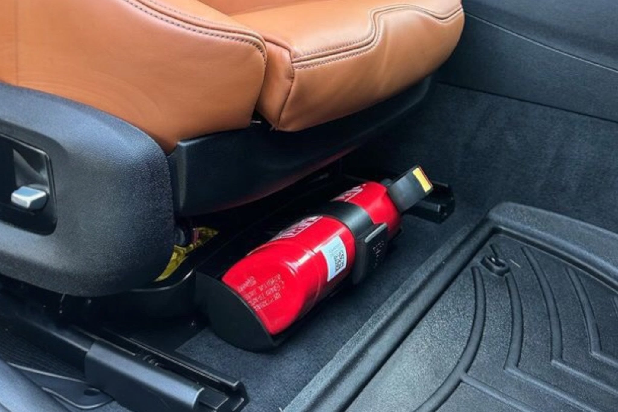 OEMExtinguishers F90 M5 / F85 X5M Fire Extinguisher Kit